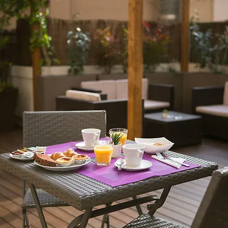 Blanc Guest House-3