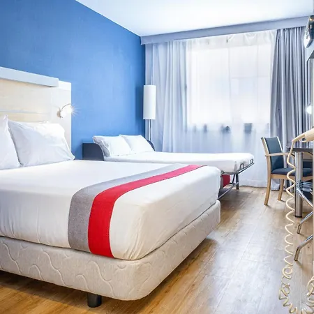 Holiday Inn Express Barcelona City 22@ By Ihg-3