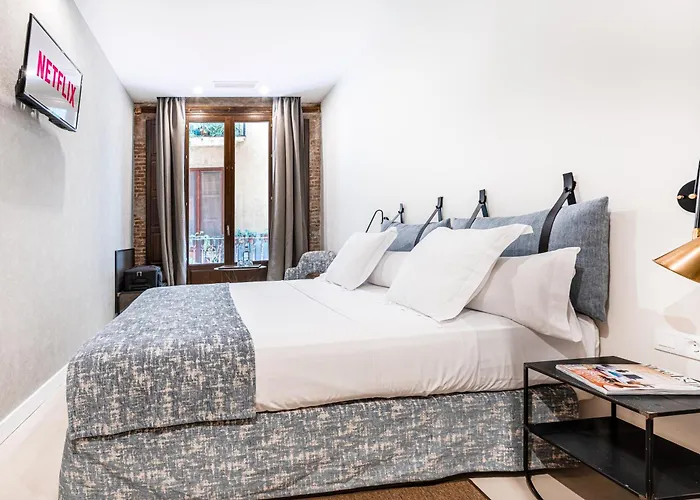 Casa Lirio By Blossom Hotels Barcelona
