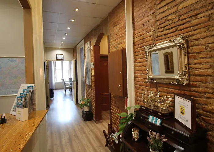 Hostal Orleans