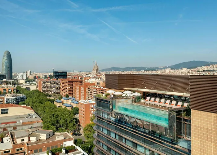 Labtwentytwo Barcelona, A Tribute Portfolio